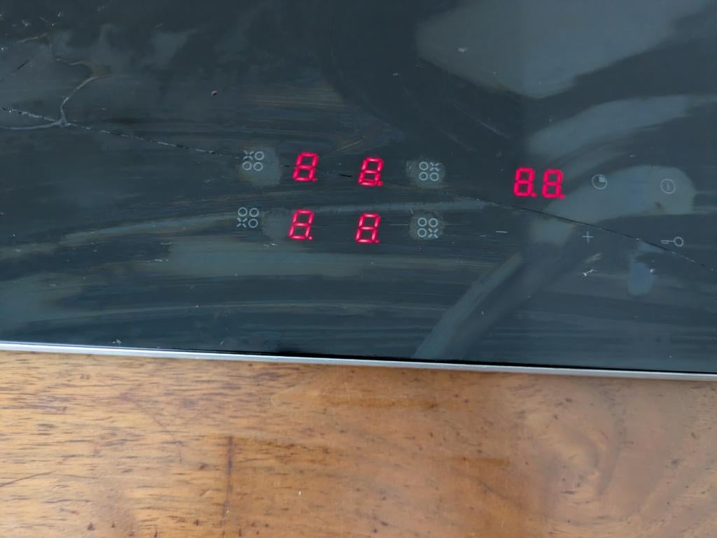 Inductie kookplaat KIV164RVS, voor reparatie of onderdelen, Télécoms, Téléphonie mobile | Batteries, Enlèvement