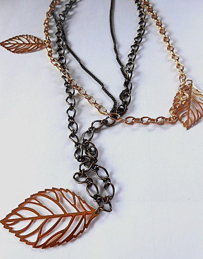 Avon : beau collier , fini or 916mill, Bijoux, Sacs & Beauté, Colliers, Neuf, Or, Or, Envoi