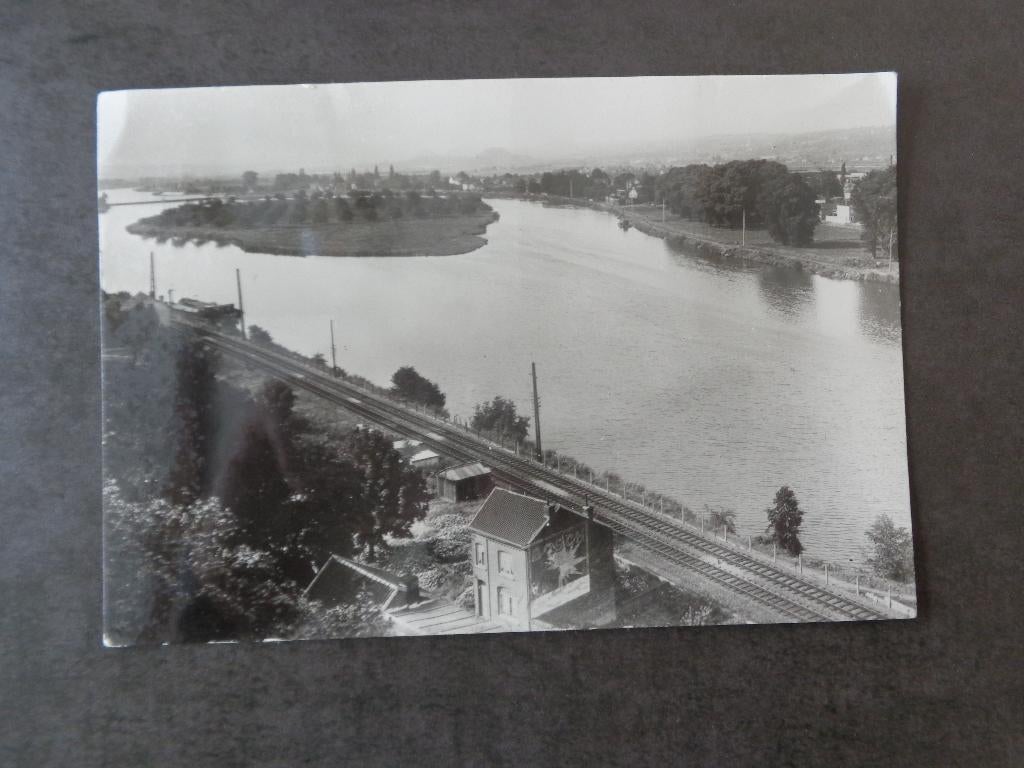 2 anciennes cartes postales de Hermalle sous Argenteau, Enlèvement