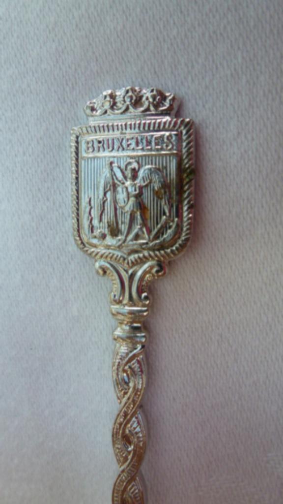 1 oud lepeltje Bruxelles VETT-O, Ophalen of Verzenden, Gebruikt, Metaal, Bestek