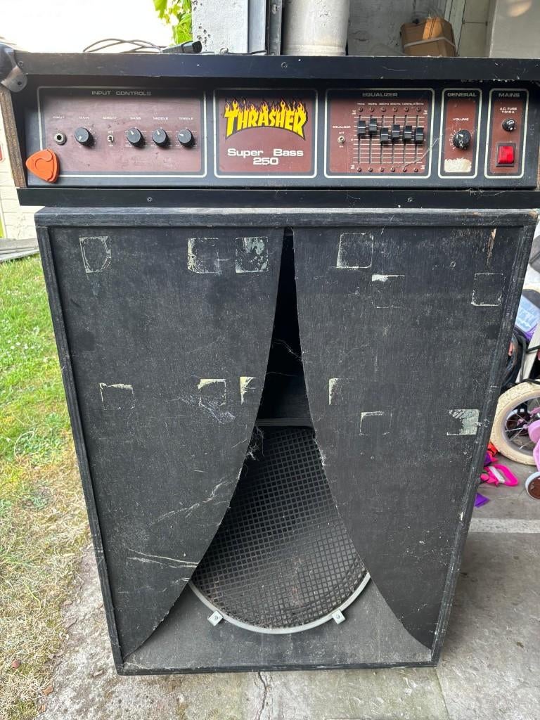 Vintage bas amp, Muziek en Instrumenten, Versterkers | Bas en Gitaar, Ophalen, Gebruikt, Basgitaar, 100 watt of meer