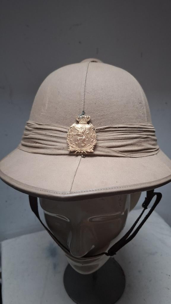 Congo belge - Force publique -Superbe casque colonial, Collections, Objets militaires | Général, Enlèvement ou Envoi