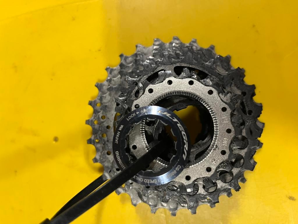 Cassette Ultegra 11 vitesses 14-30, Enlèvement ou Envoi, Utilisé, Dérailleur ou Chaîne, Shimano