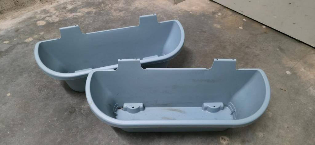 2 jardinières bleues, Jardin & Terrasse, Pots de fleurs, Balcon, Enlèvement ou Envoi, Comme neuf, Synthétique