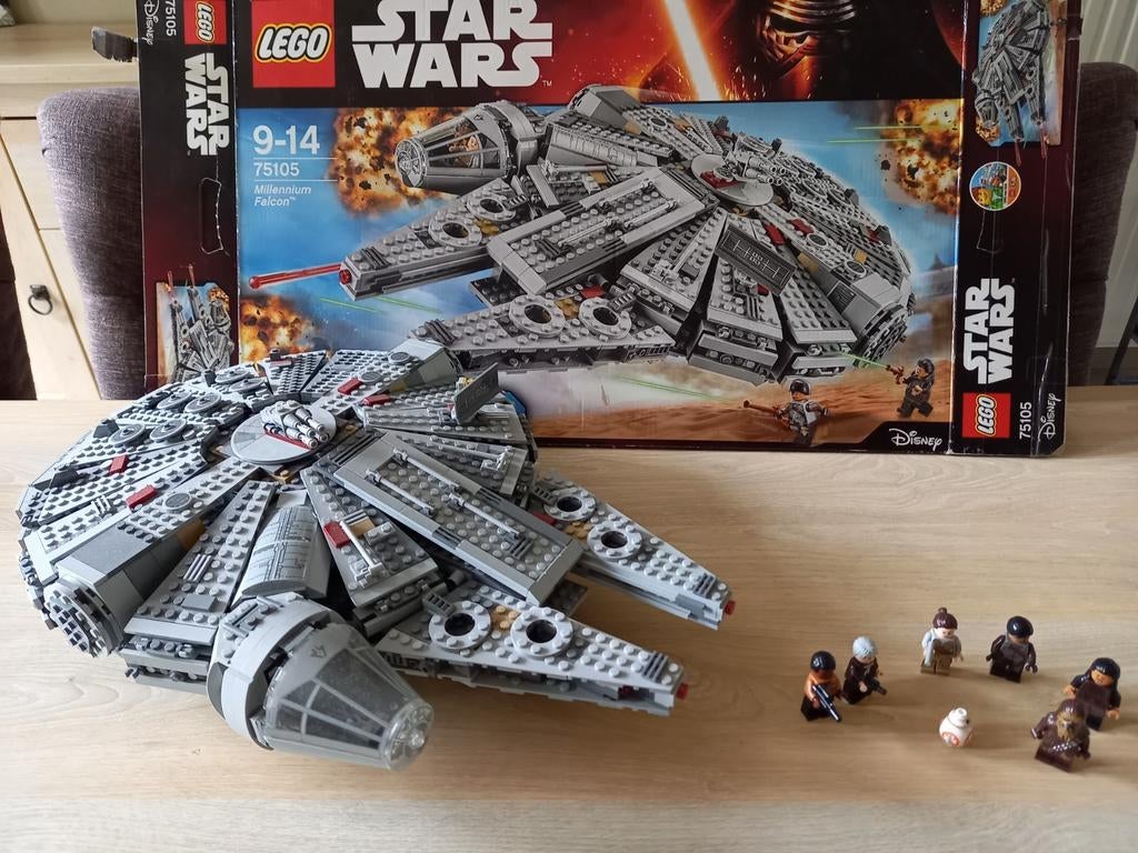 Lego Star Wars 75105 Millennium Falcon, Ophalen, Zo goed als nieuw, Complete set, Lego