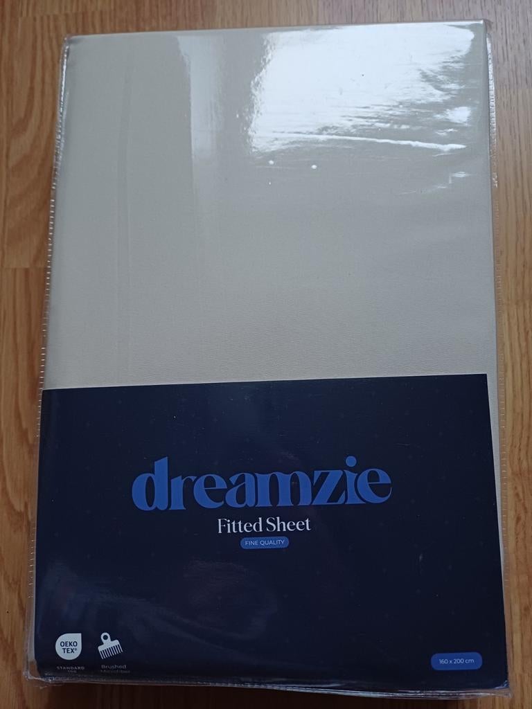 Draps housse neufs Dreamzie Bonnet 30cm, Maison & Meubles, Chambre à coucher | Linge de lit, Beige, Enlèvement ou Envoi