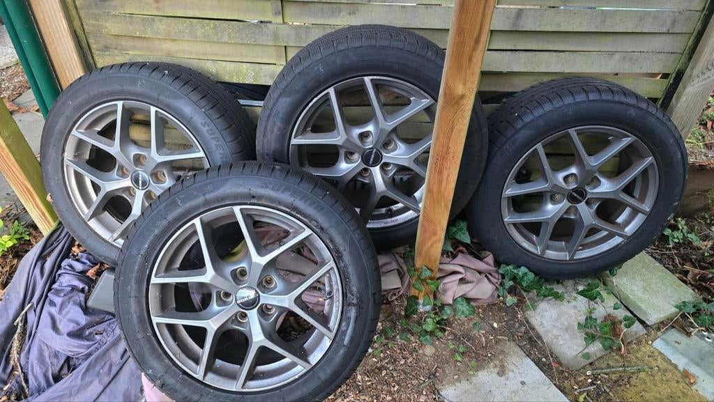 Jantes alu avec Pneus hivers 16 pouces entraxe 5X108, Autos : Pièces & Accessoires, Enlèvement, 16 pouces, Pneus hiver, Pneu(s)