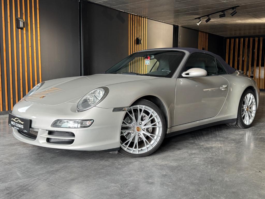 Porsche 911 Carrera 4 Cabriolet 3.6i Tiptronic S, Auto's, Porsche, Automaat, 4 zetels, Cabriolet, Leder en Stof