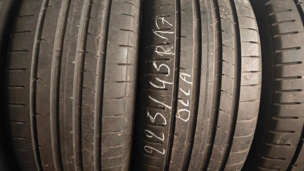 225/45r17 Dunlop 45€ chacun avec montage et équilibrage, Enlèvement ou Envoi