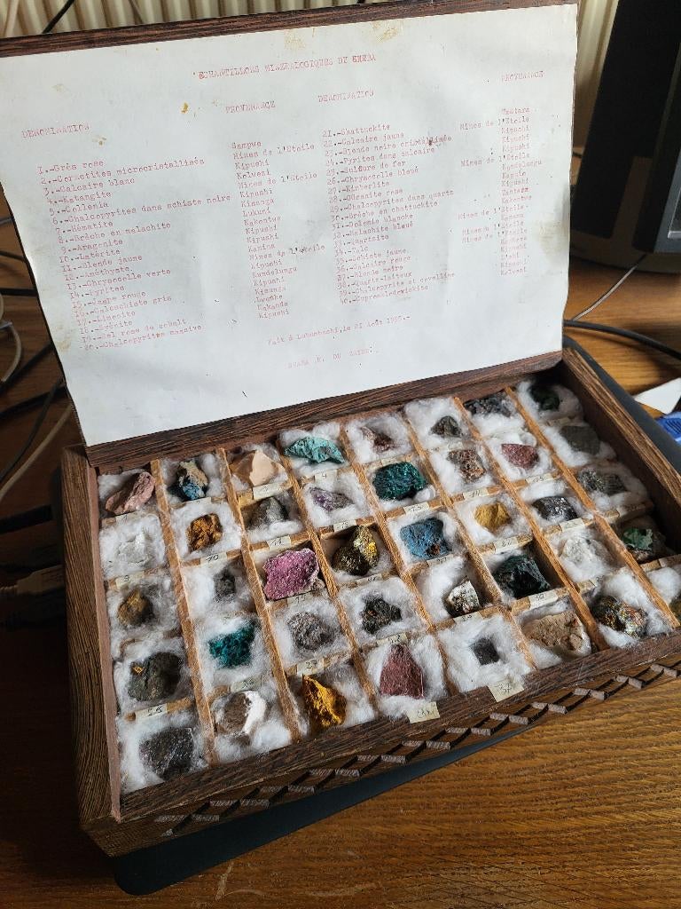 Half edelstenen en mineralen, Verzamelen, Mineralen en Fossielen, Mineraal, Ophalen