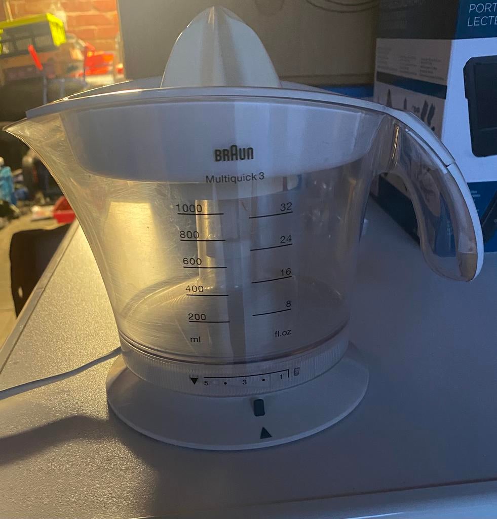 Braun Multiquick 3 elektrische citruspers – werkt perfect, Ophalen, Zo goed als nieuw