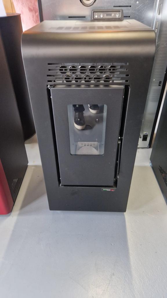 Nouveau poile à pellet Stretto 11kw.livraison gratuite !, Ophalen, Nieuw
