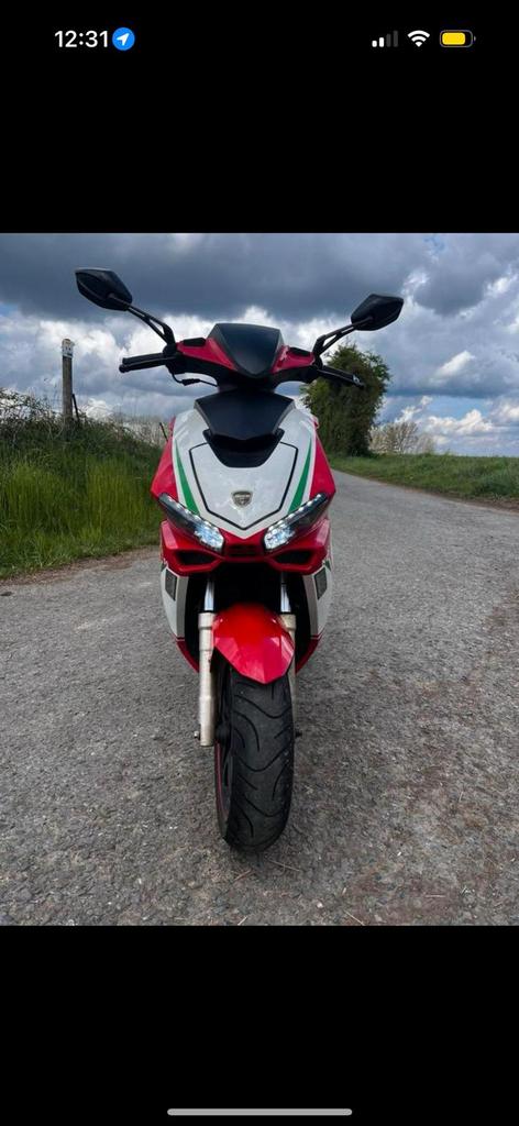 Scooter Neco GPX 50 (50 cc) rouge et blanc, Fietsen en Brommers, Scooters | Overige merken, Gebruikt, Klasse B (45 km/u), Benzine