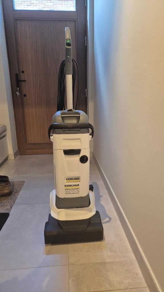 Karcher vloerreiniger 4.300 br. 4/4l reservoir., Huis en Inrichting, Schoonmaakartikelen, Ophalen, Overige typen
