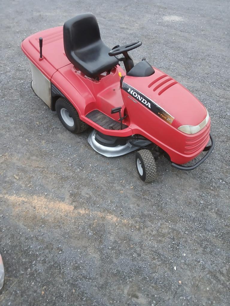 Zitmaaier Honda   Mooie staat alles ok, Tuin en Terras, Ophalen, Zo goed als nieuw, Opvangbak, 90 tot 120 cm