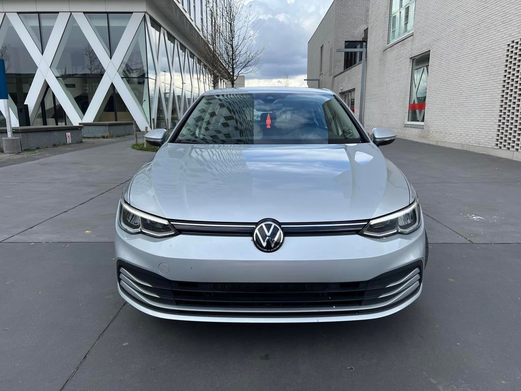 Volkswagen Golf 8 1.5 eTSI DSG Life, Autos, Volkswagen, Particulier, Golf, ABS, Caméra de recul, Phares directionnels, Régulateur de distance