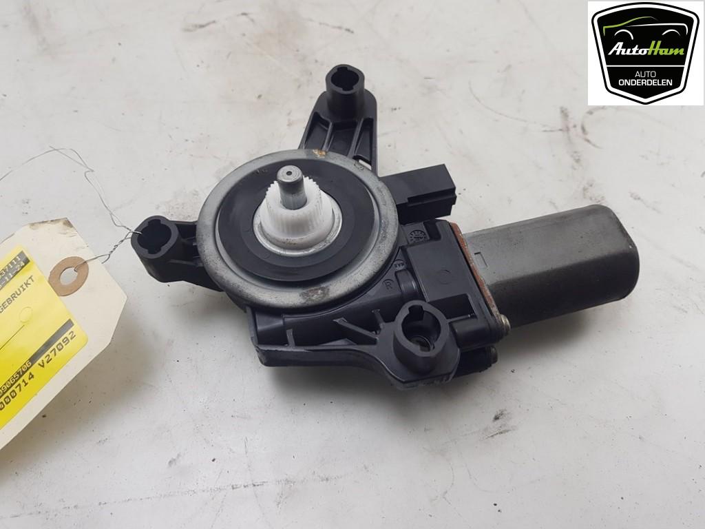 MOTEUR LEVE VITRE ELECTRIQUE GLA (H247) (|A0009065706|), Autos : Pièces & Accessoires, Brose SE, Mercedes-Benz, Info@brose.com