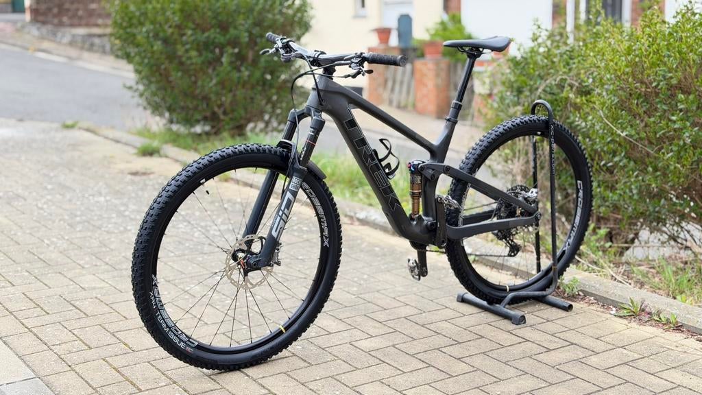 Vtt Full Suspendu Trek Top Fuel 9,8 2022, Vélos & Vélomoteurs, Enlèvement ou Envoi, Comme neuf, Trek