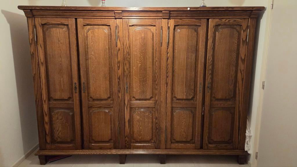 Mooie klassieke kleerkast in heel goede staat., Huis en Inrichting, Ophalen