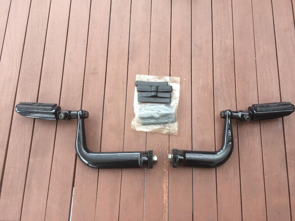 Harley XL Sportster 84 - 03, repose-pieds réglables, noirs, Enlèvement, Neuf