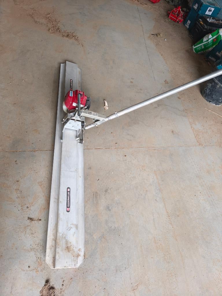 Lisseuse dalle beton, Enlèvement, Utilisé, Métal, Autres types