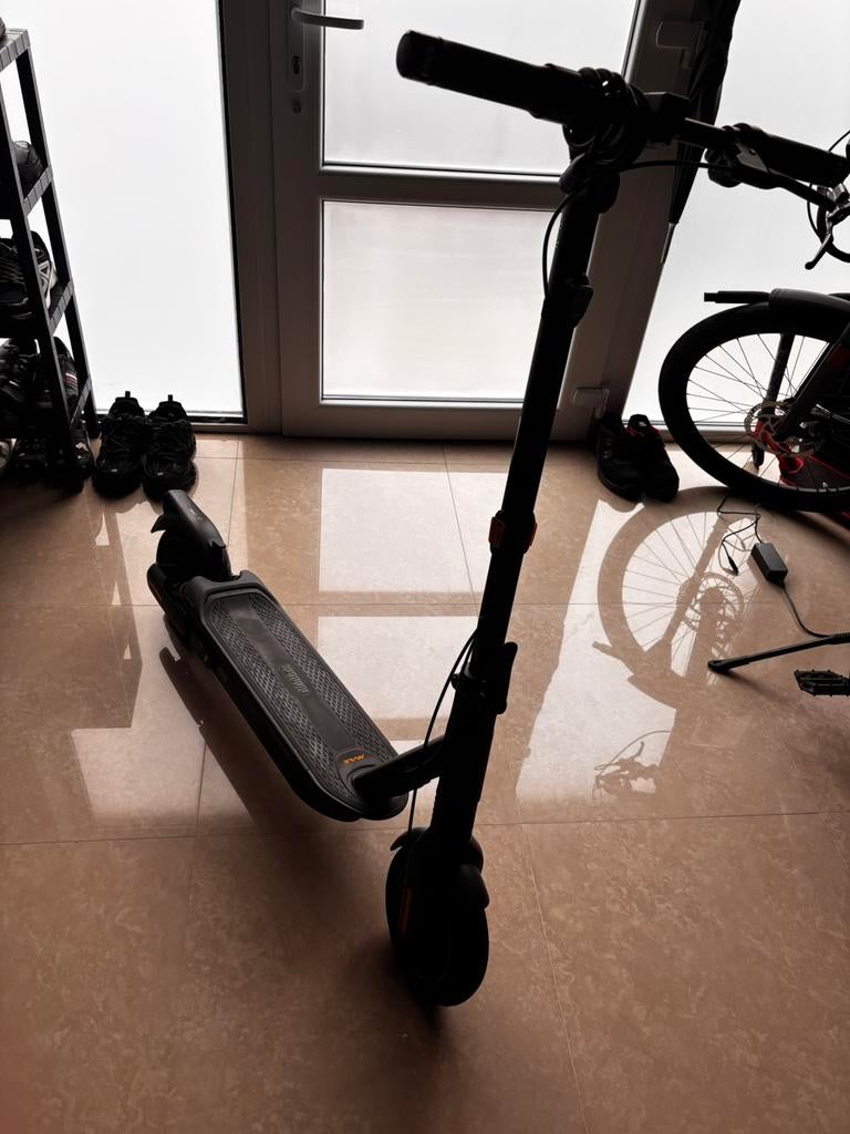 Segway Ninebot Max G2 – 70km bereik – 35km/u, Fietsen en Brommers, Ophalen, Zo goed als nieuw, Elektrische step (E-scooter), Segway ninebot