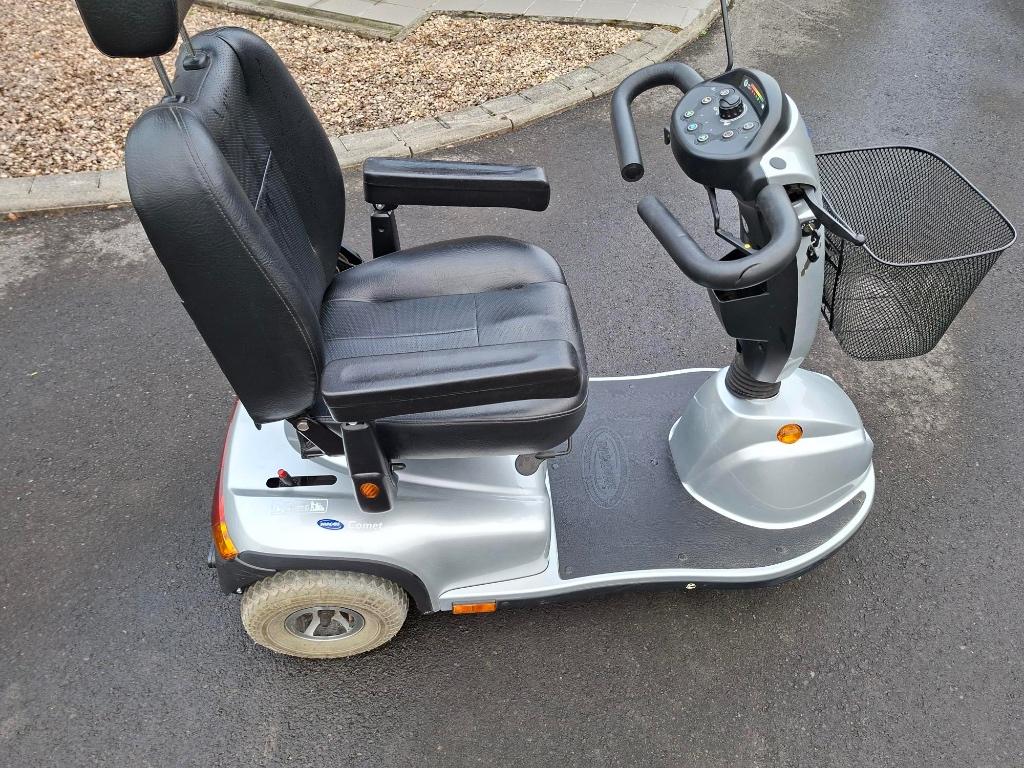 Scootmobiel Invacare Comet 3, Ophalen, Gebruikt, Invacare, 11 t/m 15 km/u