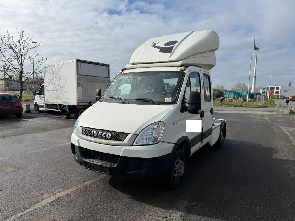 Iveco Daily 40C18 BE TREKKER  (Stock ID 21800), Elektrische buitenspiegels, Iveco, Wit, Bedrijf