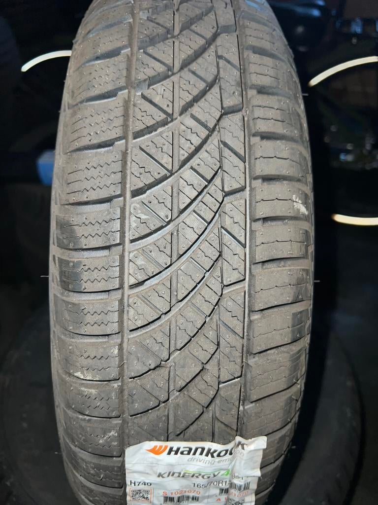 Hankook banden 165/70/13 83T nooit gebruikt 165 70 13, Auto-onderdelen, Banden en Velgen, Ophalen, 13 inch, Nieuw, All Season