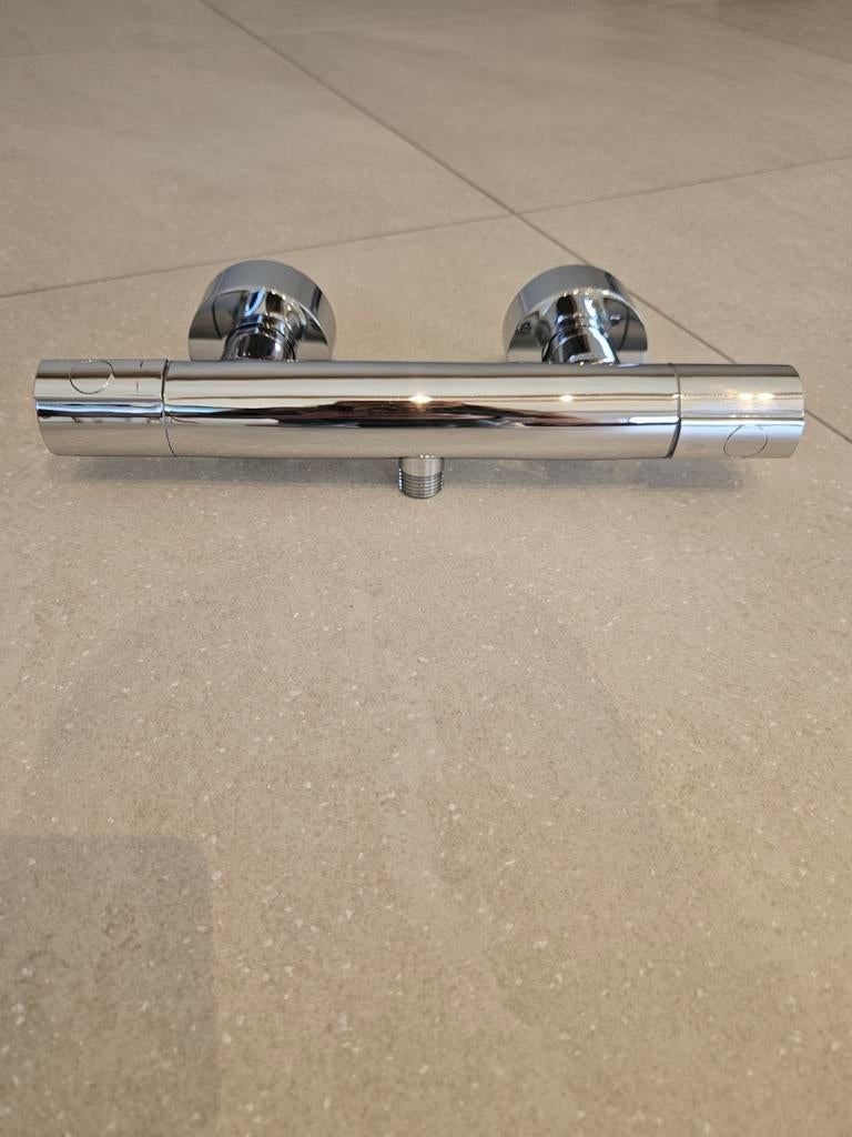 Mitigeur argenté, douche/baignoire + éventuellement pomme de, Bricolage & Construction, Sanitaire, Comme neuf, Baignoire, Chrome