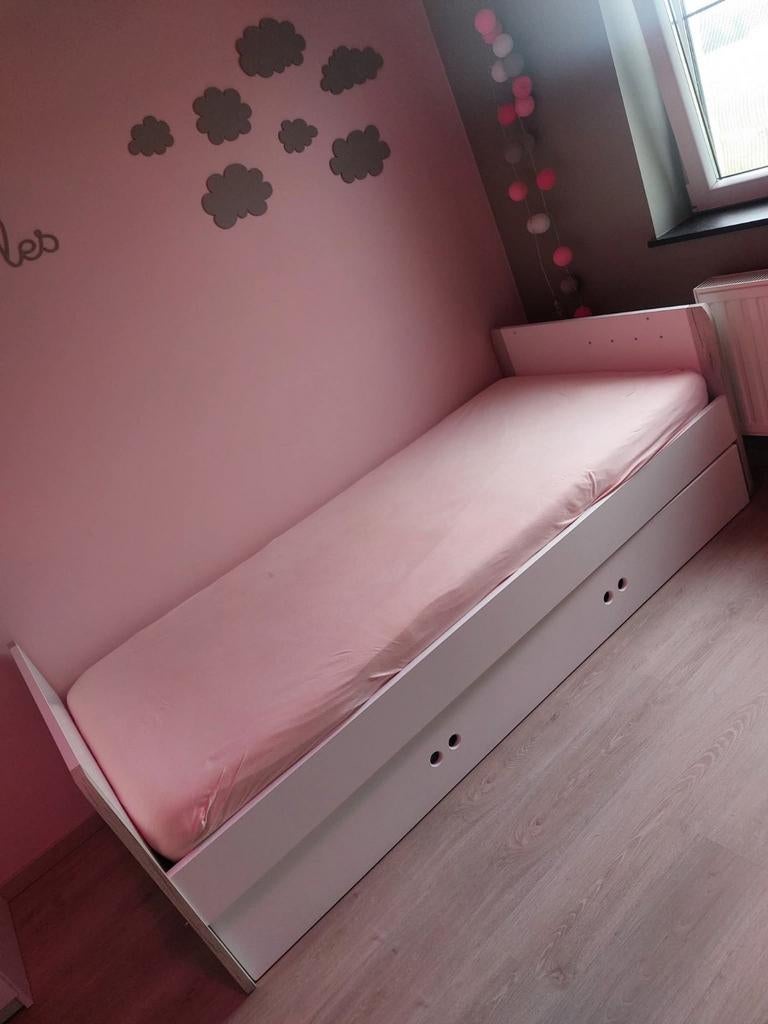 Lit blanc Transland transformable (60120->90200), Enfants & Bébés, Matelas, 85 à 100 cm, Enlèvement, 180 cm ou plus