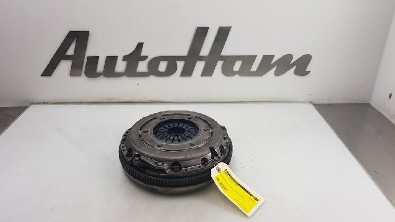 VOLANT MOTEUR BI-MASSE Volkswagen Polo V (6R), Utilisé, Volkswagen