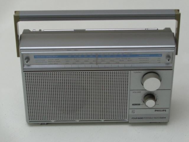 Draagbare Radio PHILIPS Type D 2214 uit 1983, Ophalen of Verzenden, Zo goed als nieuw, Radio