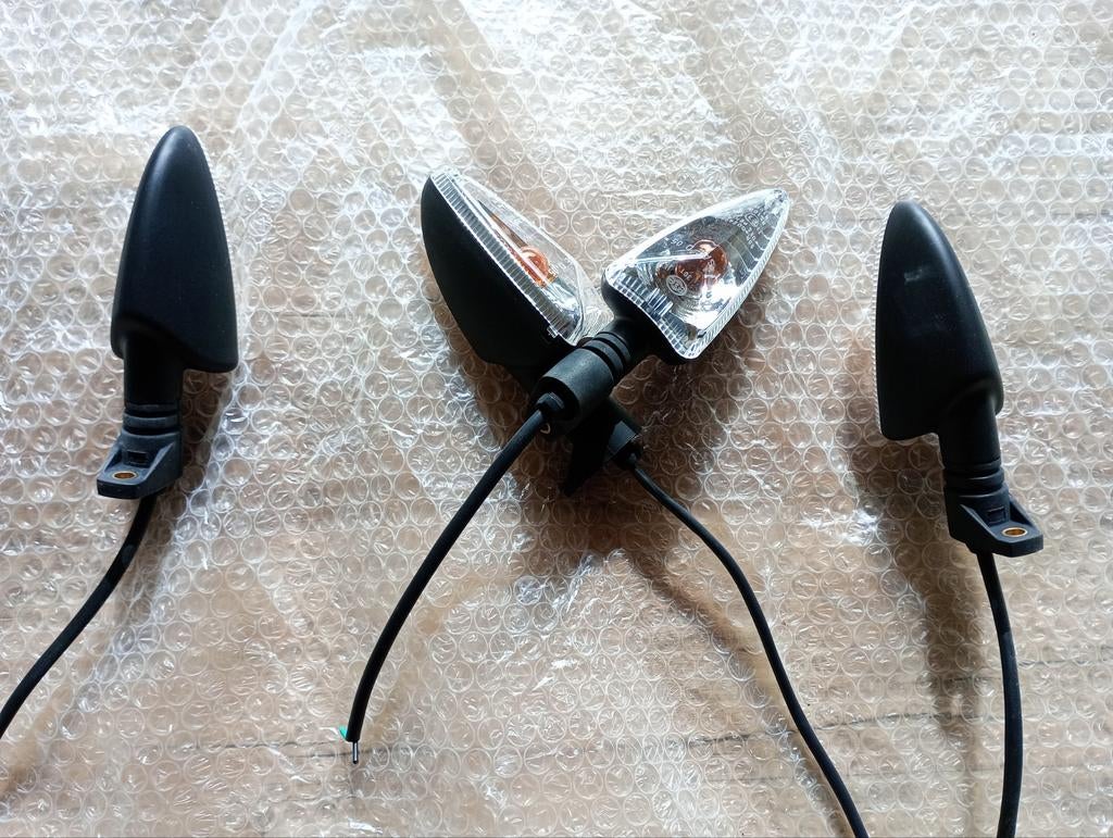 Nieuwe richtingaanwijzers voor Tenere 660xtz, Motoren, Ophalen