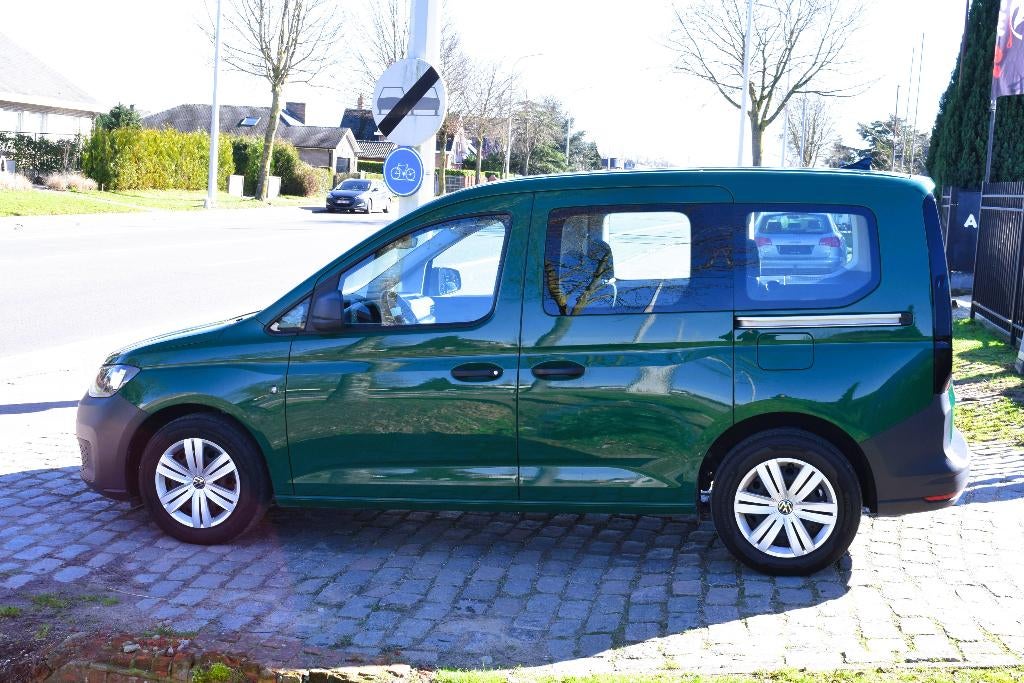 Vw Caddy 1.5TSI DSG/1st Owner/HISTORY/GARANTIE, Auto's, 5 zetels, 84 kW, Onderhoudsboekje, Groen