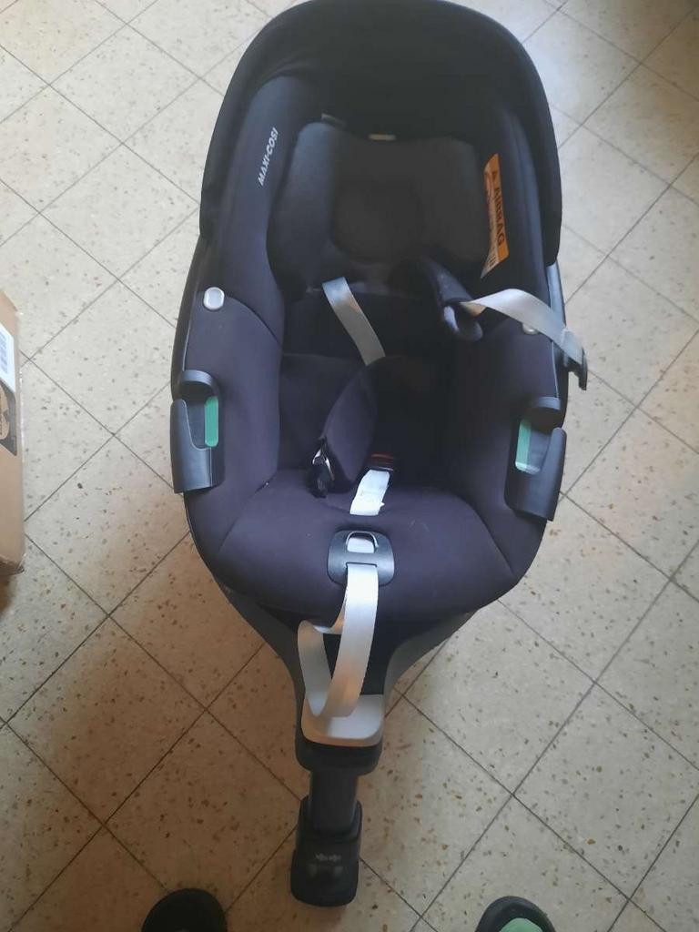 Maxi cosi G celle + iso fix 360 pebble, Kinderen en Baby's, Autostoeltjes, Ophalen, Zo goed als nieuw