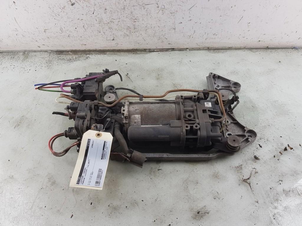 LUCHTPOMP VERING Porsche Panamera (971G) (01-2016/12-2023), Gebruikt, Porsche