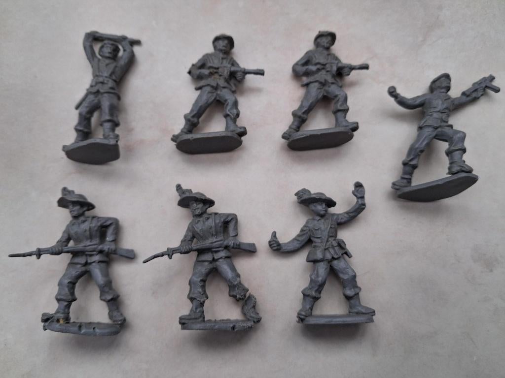 Partij vintage soldaatjes Bersaglieri, Collections, Enlèvement ou Envoi, Utilisé