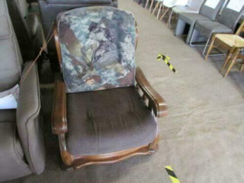 Nieuw eiken eenzit 100 euro., Ophalen