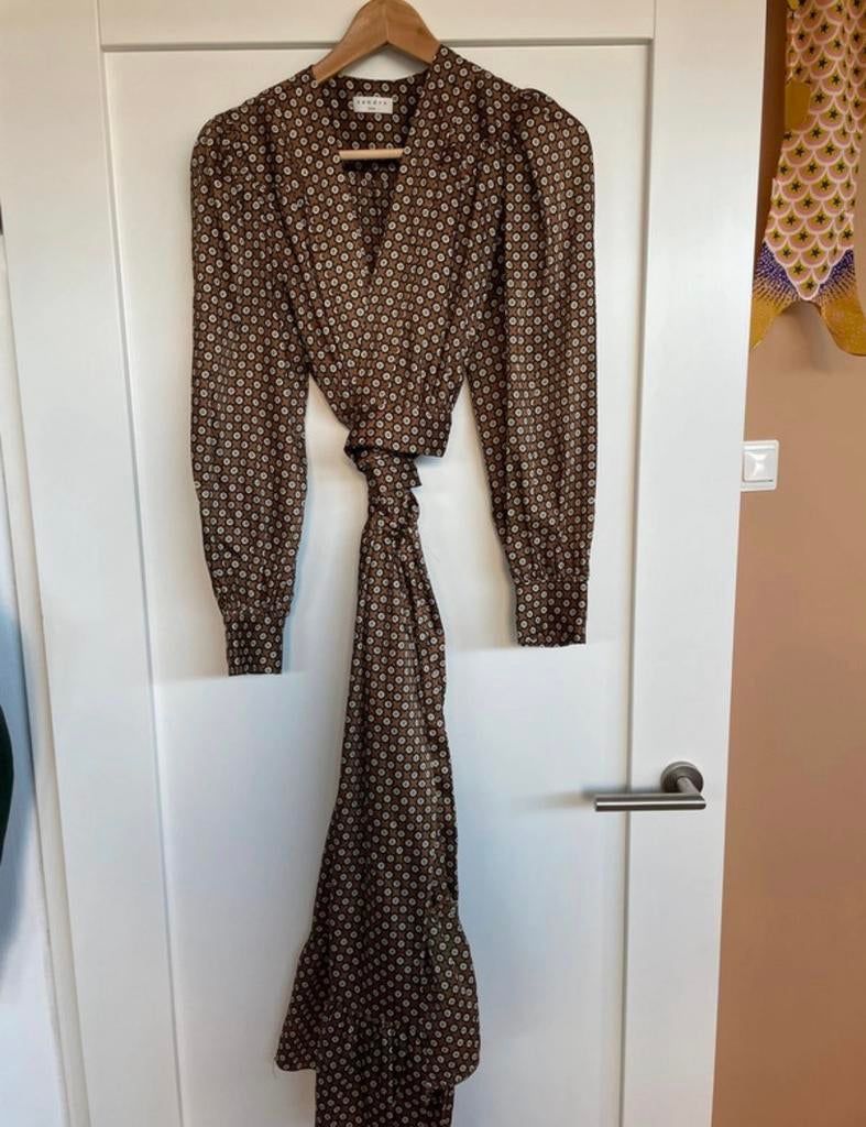 Robe longue Sandro, Kleding | Dames, Jurken, Bruin, Verzenden, Zo goed als nieuw, Maat 36 (S)