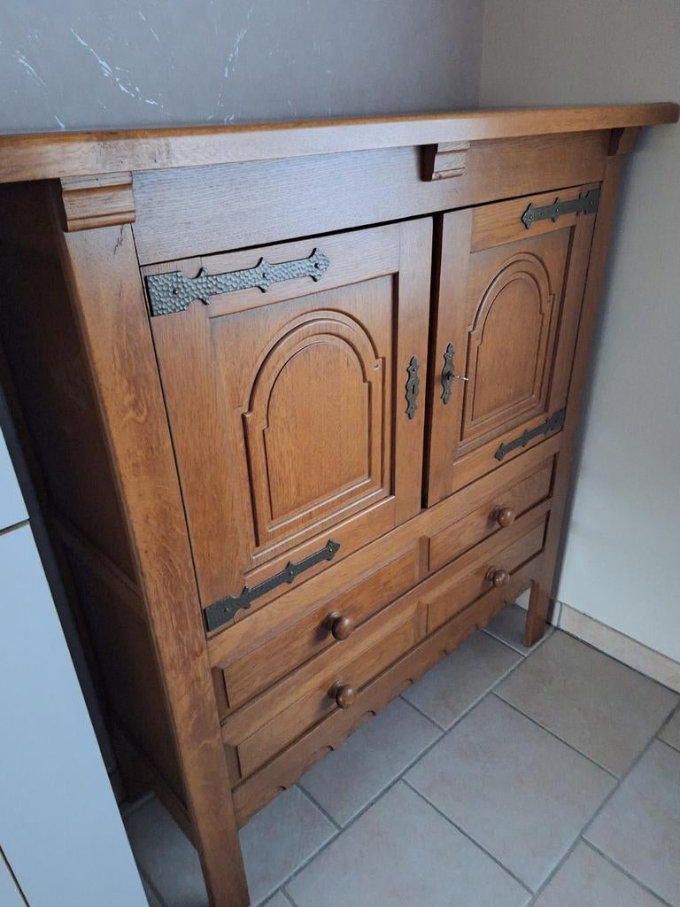 Kast 2deuren en 2 schuiven, Ophalen