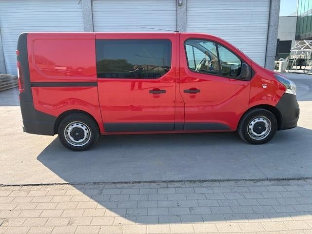 Opel Vivaro, Autos, Opel, Rouge, Euro 5, Achat, Vivaro
