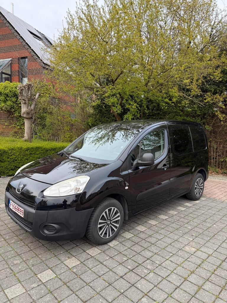 Peugeot Partner 1.6 hdi 2014, Voorwielaandrijving, Euro 5, Stof, USB