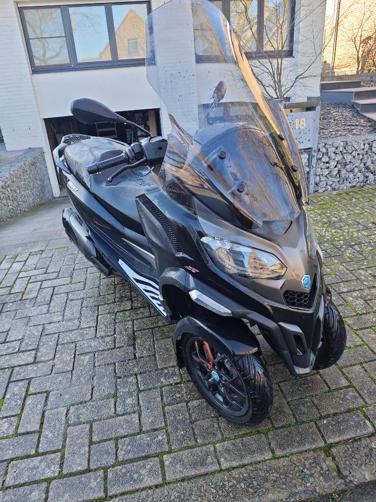 Piaggio MP3 530, LED Verlichting, Particulier, 12 t/m 35 kW, 2 cilinders