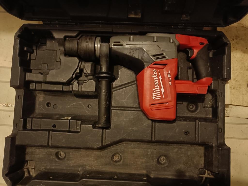 MILWAUKEE CHM M18, Utilisé