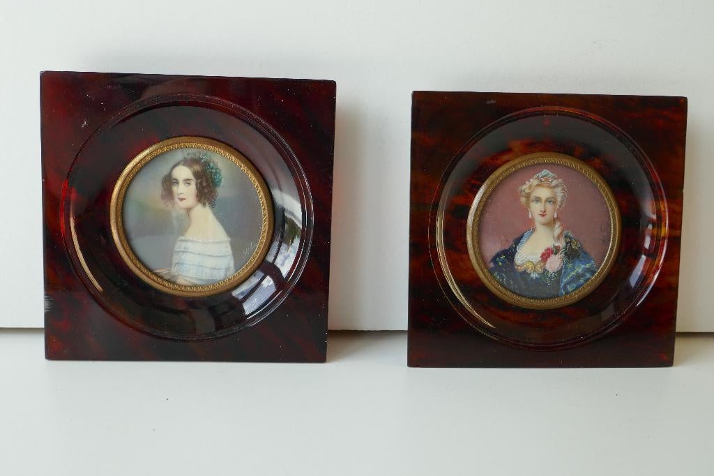 Twee portretminiaturen op ivoor – Franse School, Antiek en Kunst, Ophalen of Verzenden
