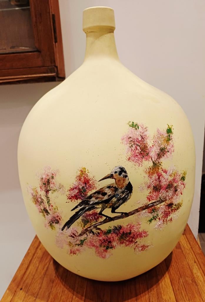 Grote, antieke,beschilderde  wijnkruik, Enlèvement