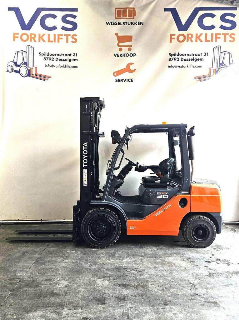 TOYOTA heftruck diesel 3.0t triplex 5,5m shift +versteller, Zakelijke goederen, Ophalen, Diesel, Heftruck, Toyota