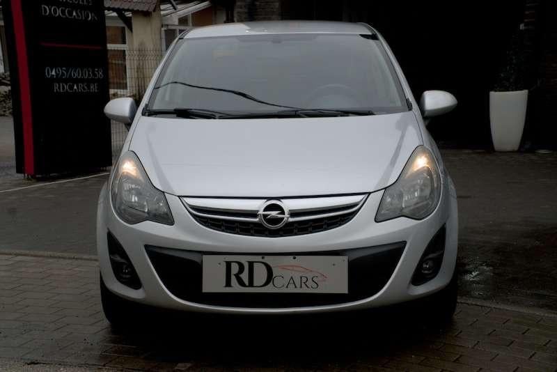 OPEL CORSA 1,4CC*AIRCO*12 MAANDEN GARANTIE, Auto's, Euro 5, 1398 cc, 4 cilinders, Zwart