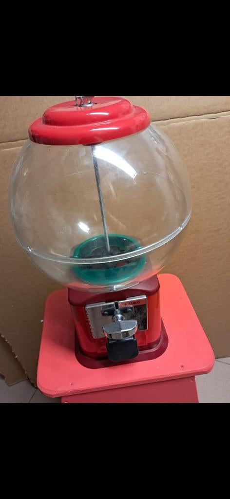 kauwgomautomaat, Verzamelen, Ophalen